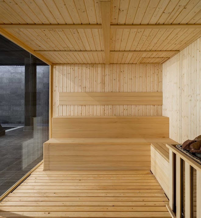 Zona de spa y sauna con sistemas avanzados de control de humedad y temperatura centro deportivo Viding Valladolid